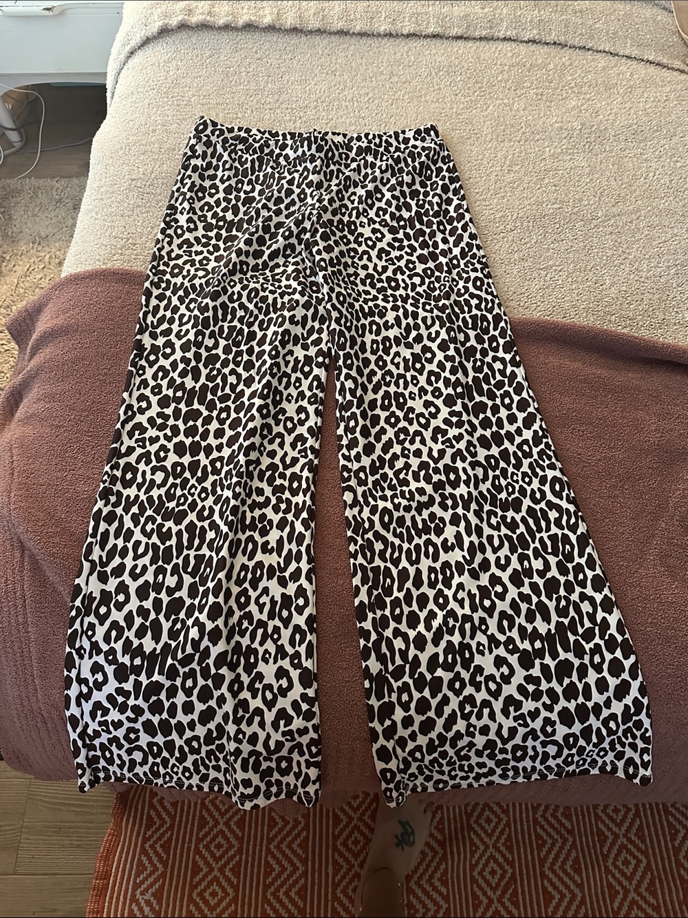 Jude Connally Brown and White Leopard-Print wide leg pants. Size small, EUC - Picture 2 of 4